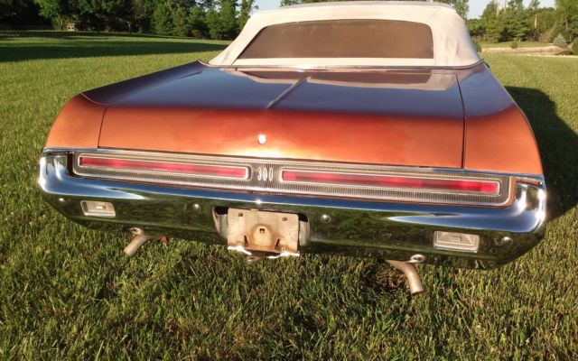 1969 Chrysler 300 Series -- - photo 4