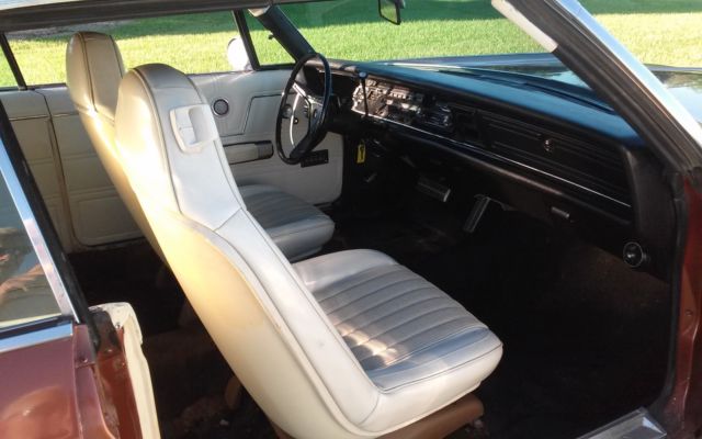1969 Chrysler 300 Series -- - photo 5