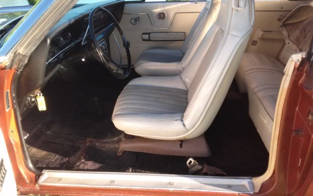 1969 Chrysler 300 Series -- - photo 8