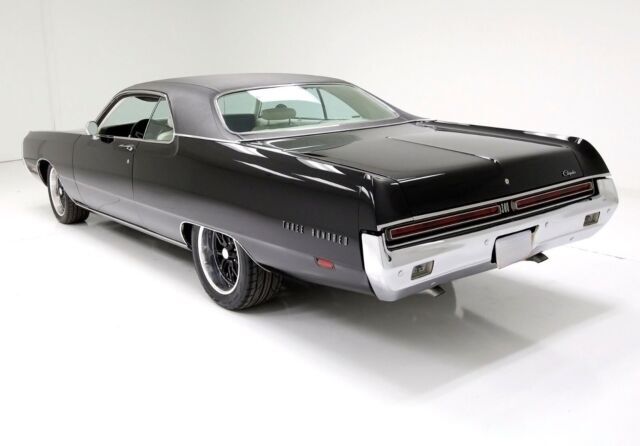 1969 Chrysler 300 Series - photo 3