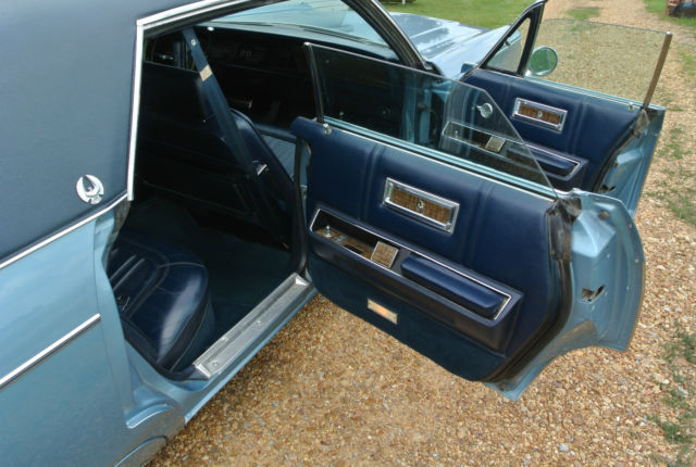 1969 Chrysler Imperial - photo 3