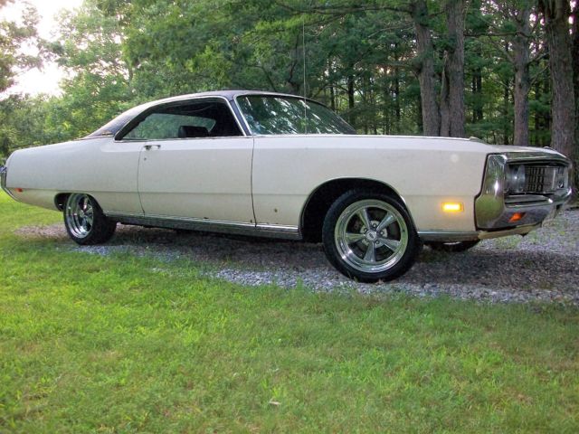 1969 Chrysler New Yorker 2 door Hardtop - photo 3