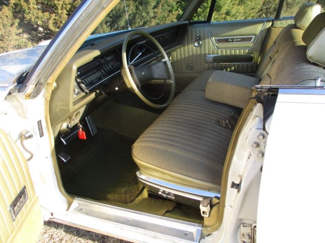 1969 Chrysler New Yorker - photo 13