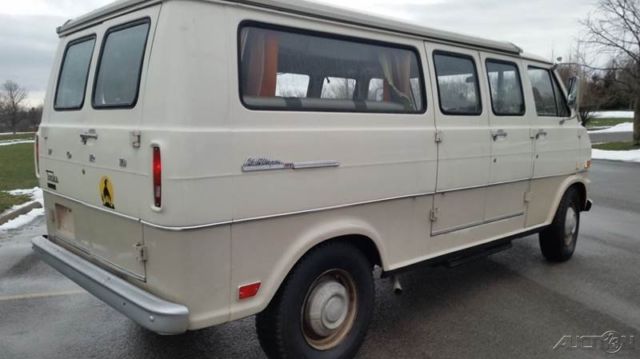 1969 Ford E-Series Van Clubwagon pop up camper van - photo 8