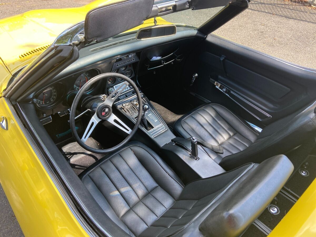1969 Chevrolet Corvette Convertible - photo 11