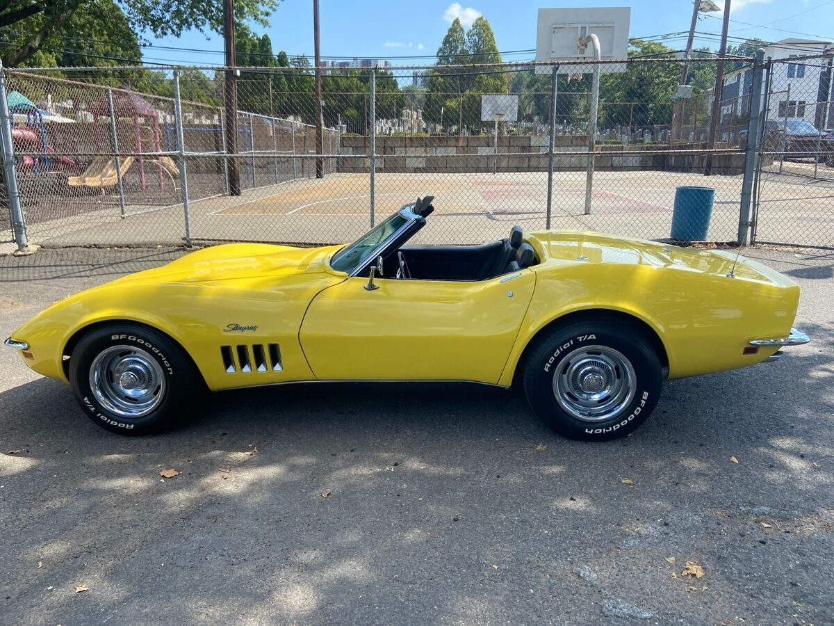 1969 Chevrolet Corvette Convertible - photo 5