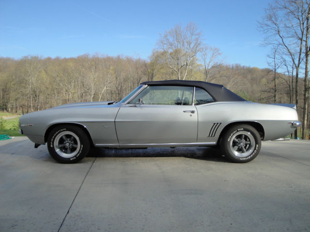 1969 Chevrolet Camaro - photo 2
