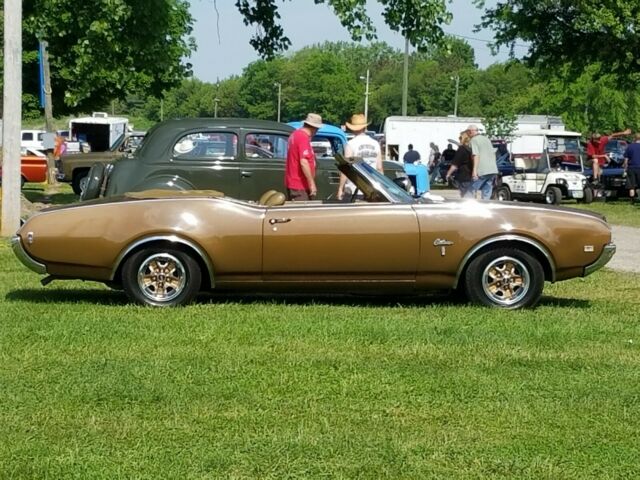 1969 Convertible with 48,740 Actual Miles 1969 Oldsmobile Cutlass
