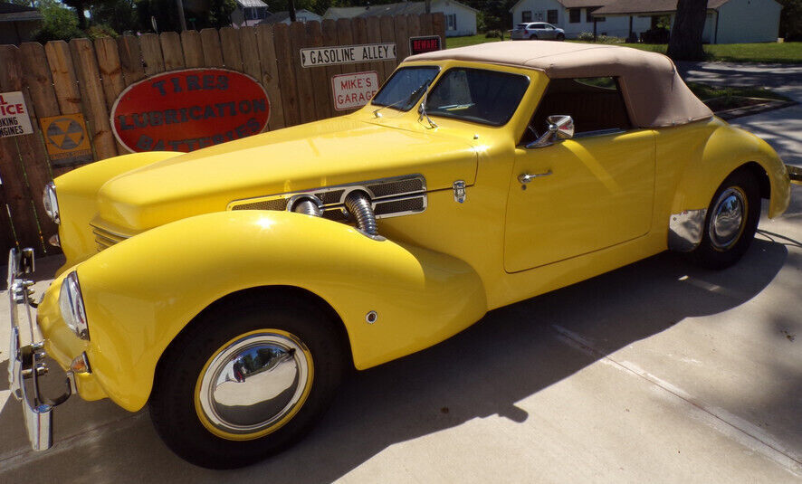 1969 Cord Cabriolet - photo 2