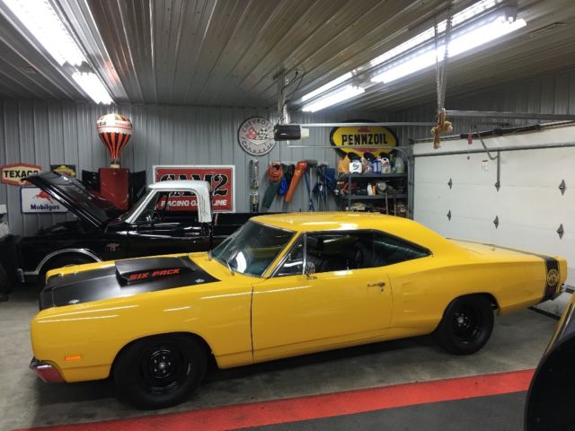 1969 Dodge Coronet - photo 3
