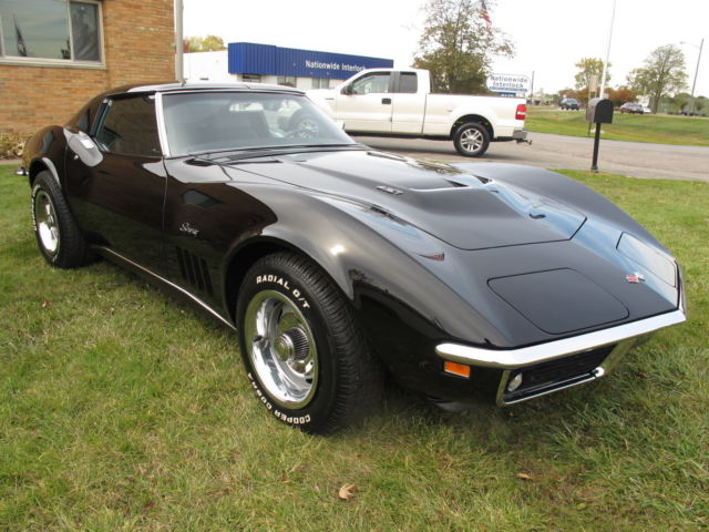 1969 Corvette 427/390 Coupe 4 Speed Black/Black - Air Conditioning 1969 Chevrolet Corvette 427/390