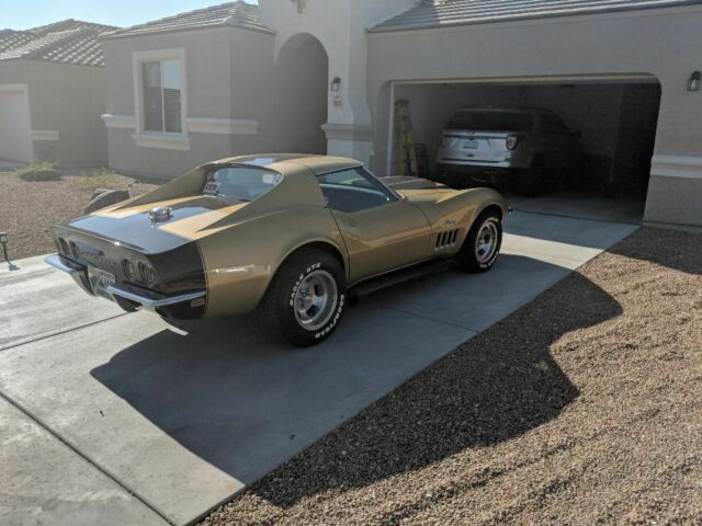 1969 Chevrolet Corvette - photo 9