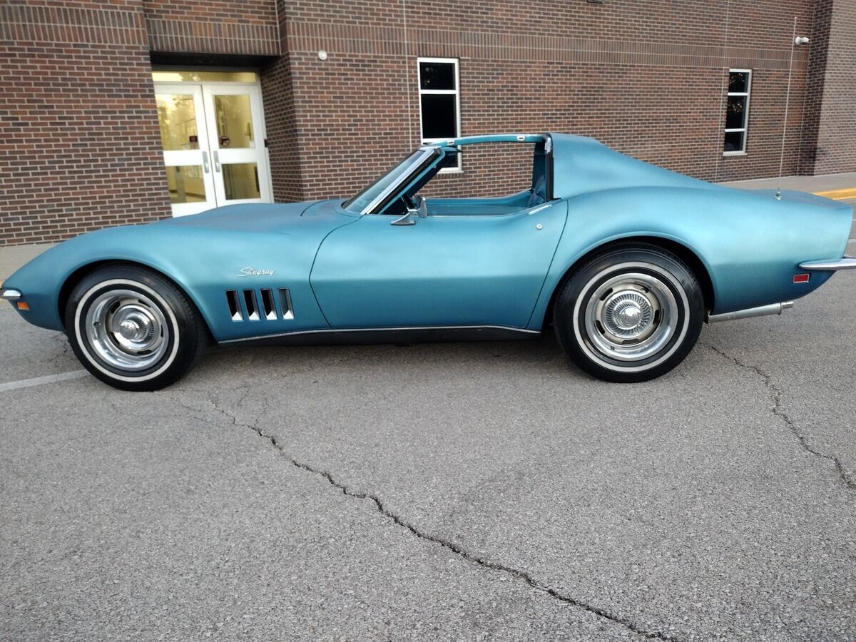 1969 Chevrolet Corvette - photo 13