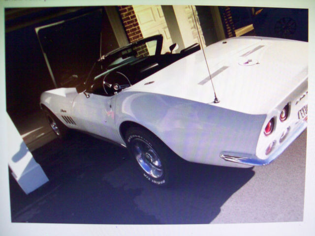 1969 CORVETTE CONVERTIBLE 427/390 HP CAN-AM WHITE 1969 Chevrolet Corvette converible