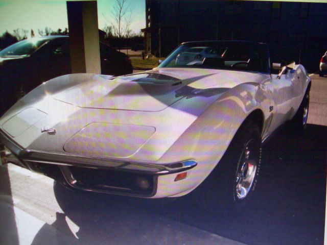 1969 Chevrolet Corvette converible - photo 2