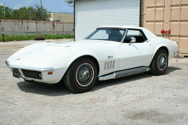 1969 Chevrolet Corvette Convertible NCRS Top Flight One Owner 17k Miles - photo 2