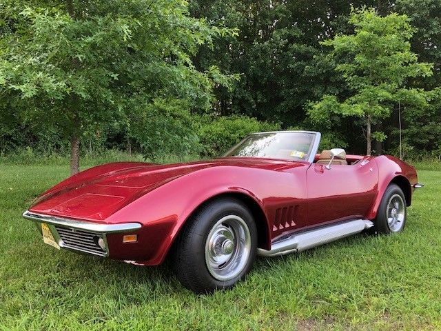 1969 Corvette Convertible # Match Candy Apple Red 350/350 hp with hard top too ! 1969 Chevrolet Corvette convertible