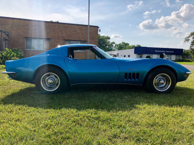 1969 Chevrolet Corvette Base - photo 6