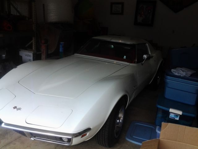 1969 Chevrolet Corvette Coupe - photo 2