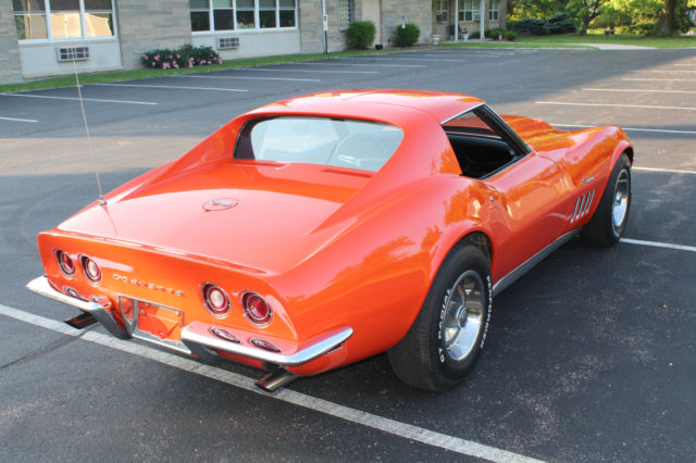 1969 Chevrolet Corvette - photo 3