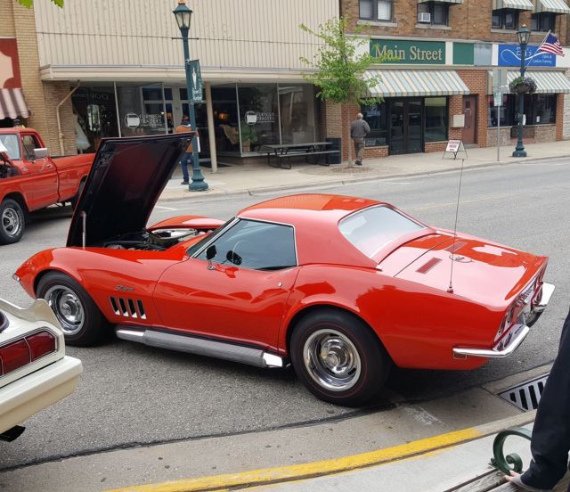 1969 Chevrolet Corvette Conv and removable hardtop - photo 2