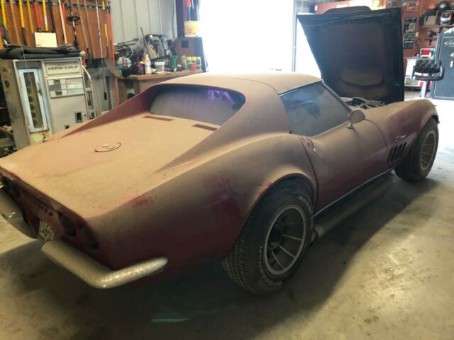 1969 Chevrolet Corvette Stingray **South Texas Barn Find** - photo 10