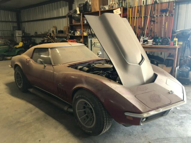 1969 Chevrolet Corvette Stingray **South Texas Barn Find** - photo 9