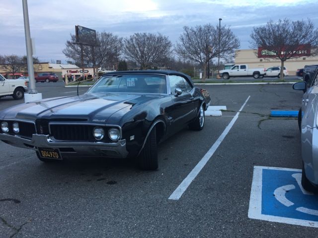 1969 Oldsmobile Cutlass S - photo 2