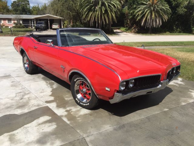 1969 Oldsmobile Cutlass S - photo 2