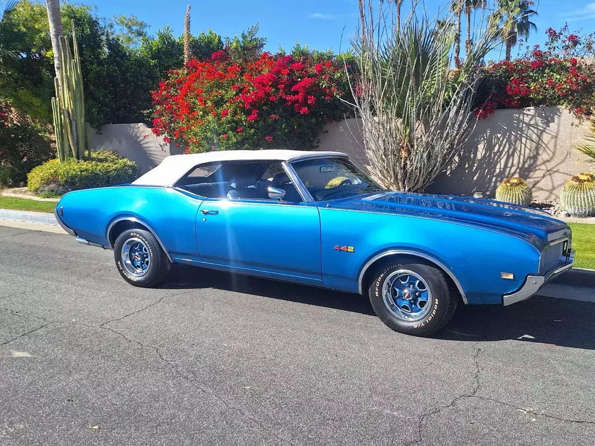 1969 Oldsmobile Cutlass Convertible