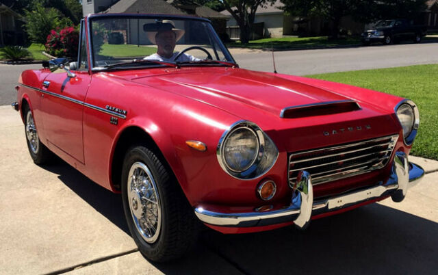 1969 Datsun 1600 Roadster - photo 4