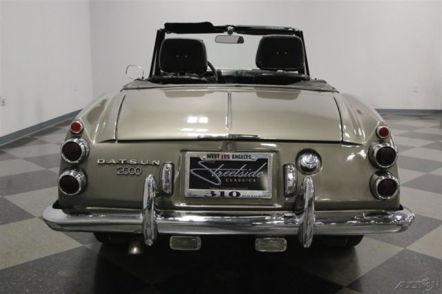 1969 Datsun 2000 - photo 11