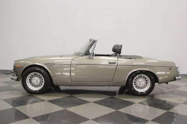 1969 Datsun 2000 -- - photo 3