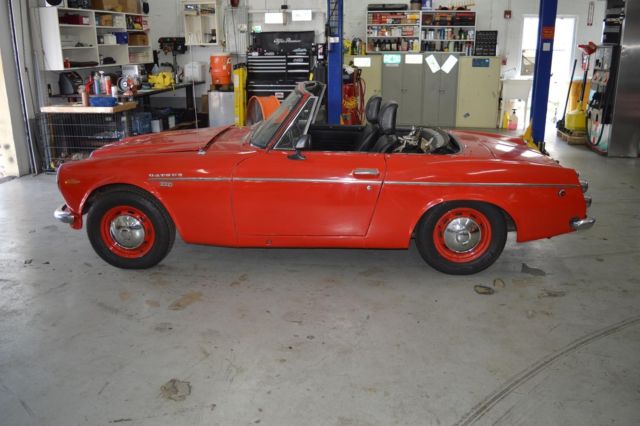 1969 Datsun 2000 -- - photo 5