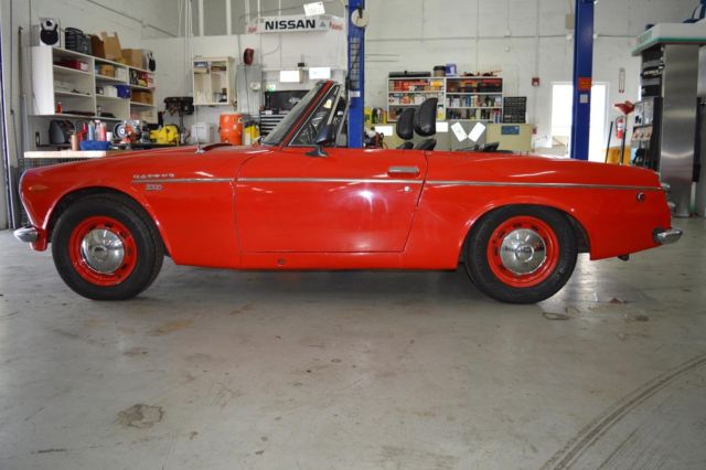 1969 Datsun 2000 -- - photo 6