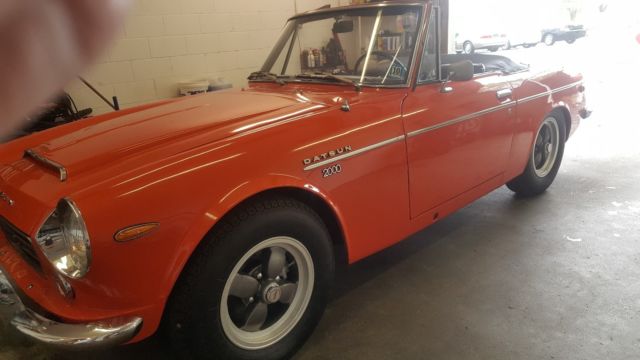 1969 Datsun 2000 Base - photo 2