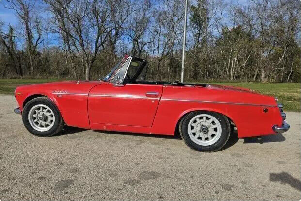 1969 Datsun 2000 - photo 3