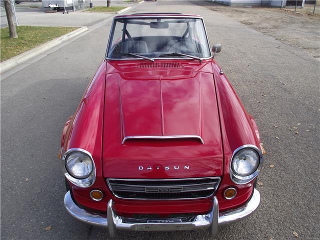 1969 Datsun 2000 Roadster Deluxe - photo 3
