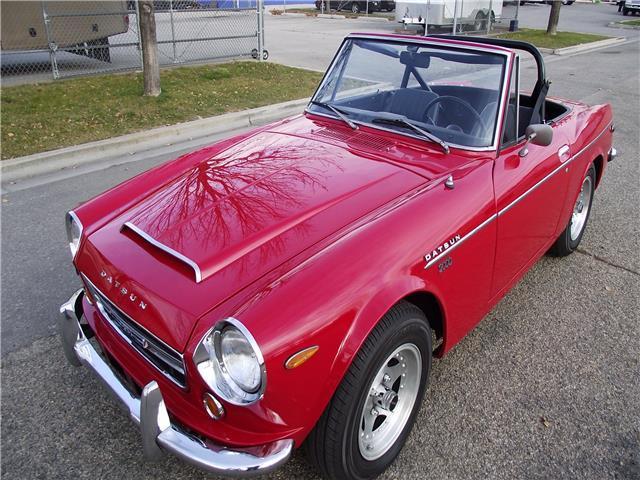 1969 Datsun 2000 Roadster Deluxe - photo 7