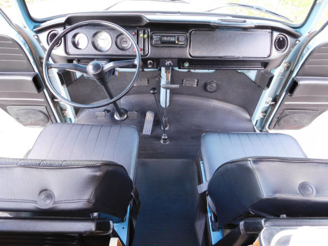 1969 Volkswagen Bus/Vanagon Deluxe - photo 8