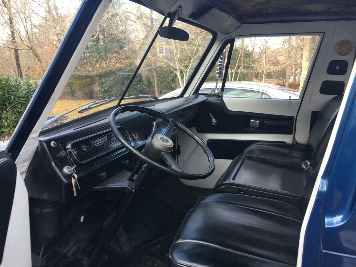 1969 Dodge A100 - photo 8