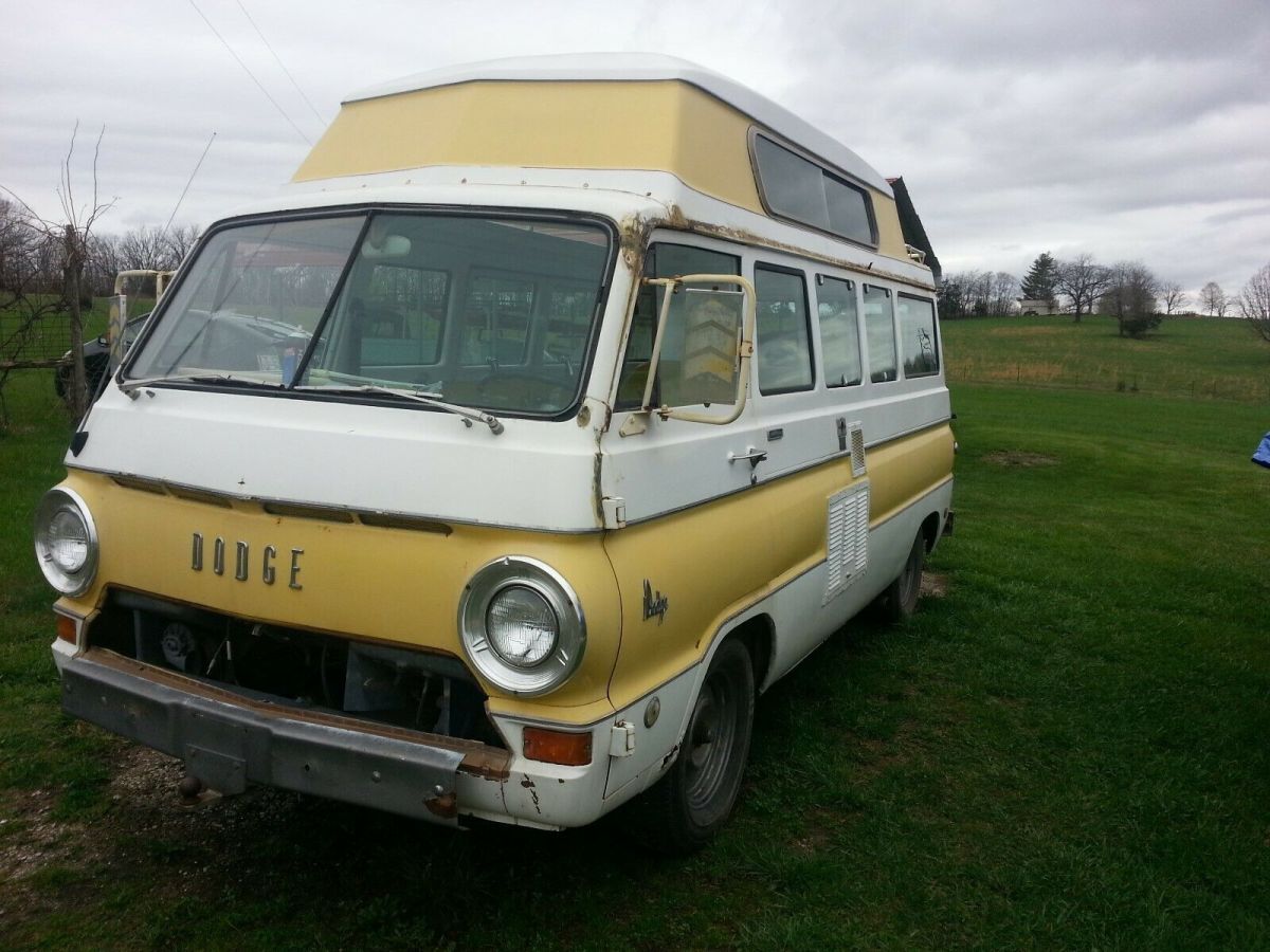 1969 Dodge camper - photo 3
