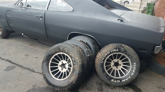 1969 Dodge Charger - photo 4