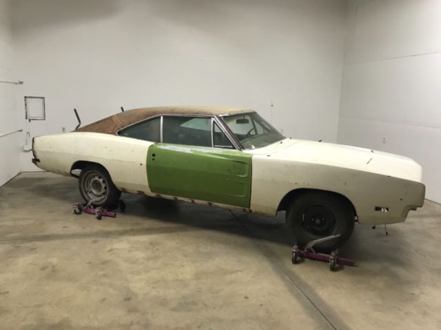 1969 Dodge Charger 383 4 barrel original motor with build sheet barnfind 1969 Dodge Charger