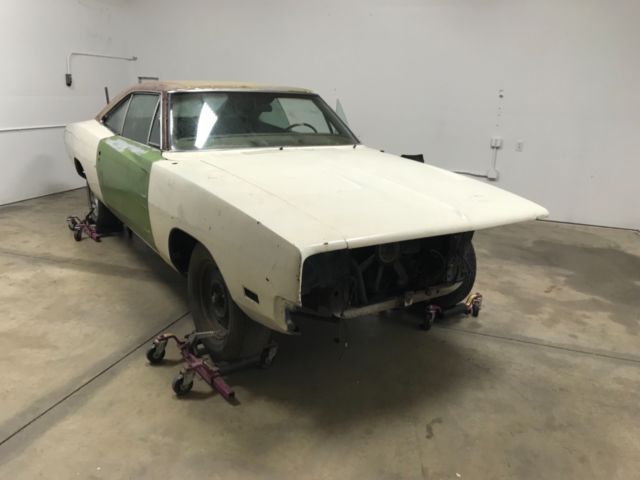 1969 Dodge Charger - photo 2