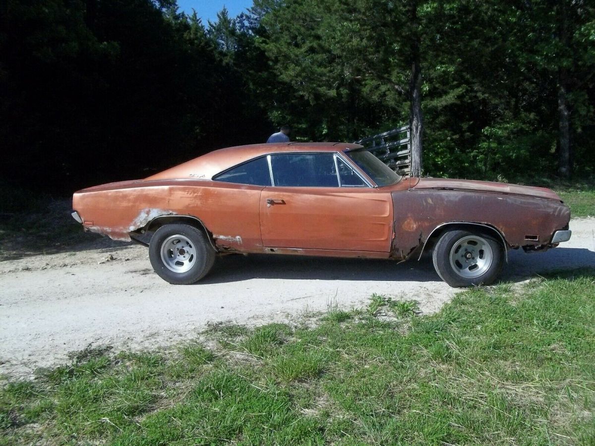 1969 Dodge Charger - photo 11