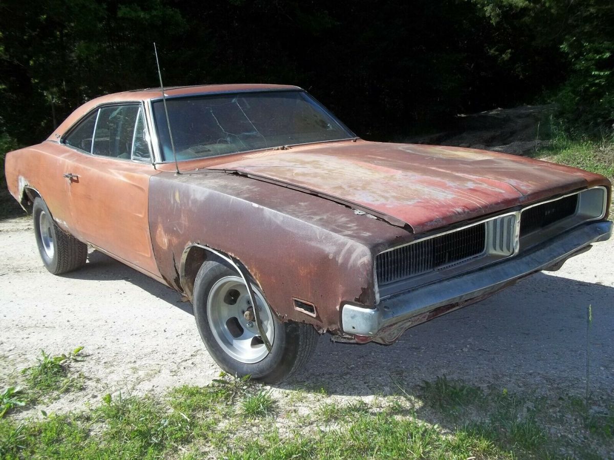 1969 Dodge Charger - photo 2