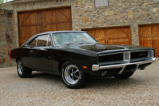1969 DODGE CHARGER 440 4 SPEED 8 3/4 DAKOTA VHX GUAGES DISC BRAKES 1969 Dodge Charger