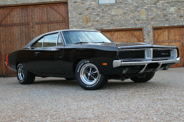 1969 DODGE CHARGER 440 4 SPEED 8 3/4 POWER DISC BRAKES PWR STR BLACK ON BLACK 1969 Dodge Charger
