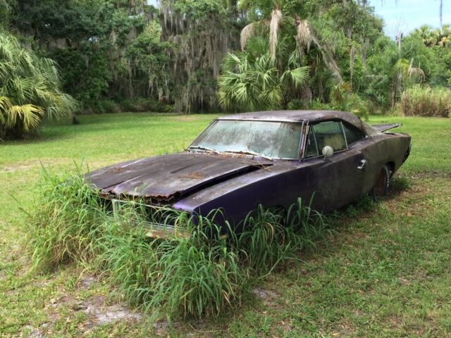 1969 Dodge Charger, 440 727, AC, Power Steer, Disc Brake 1969 Dodge Charger